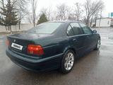 BMW 528 1997 года за 2 500 000 тг. в Шардара – фото 5