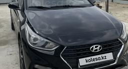 Hyundai Solaris 2017 года за 6 000 000 тг. в Актобе – фото 4