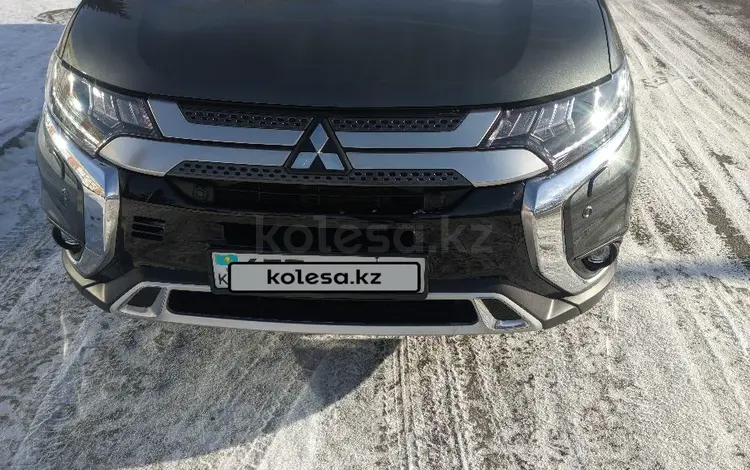 Mitsubishi Outlander 2021 года за 13 500 000 тг. в Усть-Каменогорск