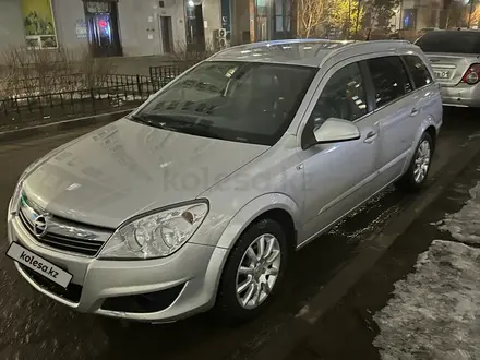 Opel Astra 2013 года за 5 900 000 тг. в Астана