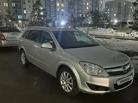 Opel Astra 2013 года за 5 900 000 тг. в Астана – фото 3