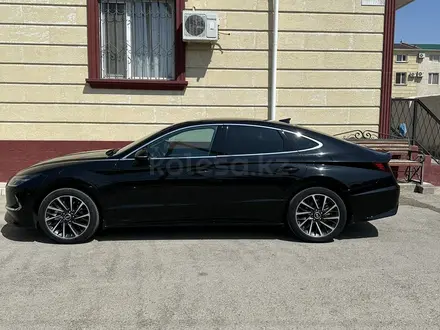 Hyundai Sonata 2022 года за 12 500 000 тг. в Актау – фото 3