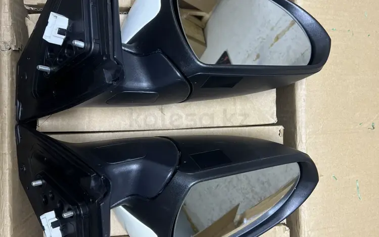 Боковые зеркала Hyundai Elantra 2016-2017-2018-2019-2020 за 45 000 тг. в Алматы