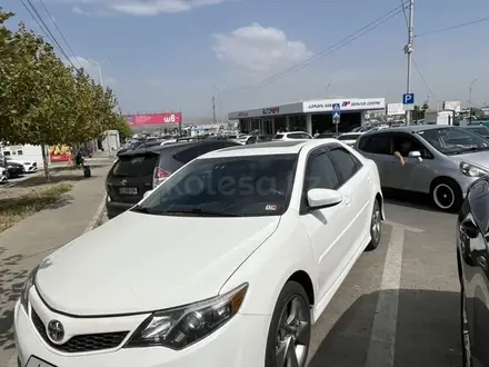 Toyota Camry 2014 года за 6 000 000 тг. в Актау – фото 4