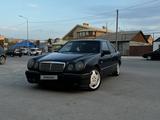 Mercedes-Benz E 200 1996 годаүшін2 450 000 тг. в Костанай – фото 5