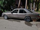 Mercedes-Benz E 230 1988 годаүшін600 000 тг. в Алматы