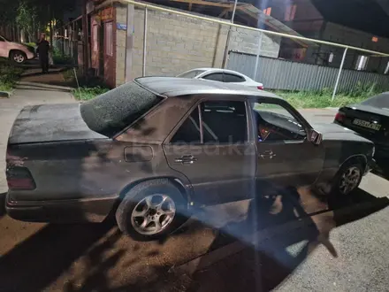 Mercedes-Benz E 230 1988 года за 600 000 тг. в Алматы – фото 3
