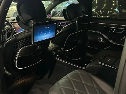 Mercedes-Maybach S 450 4MATIC 2025 года за 149 000 000 тг. в Алматы – фото 11