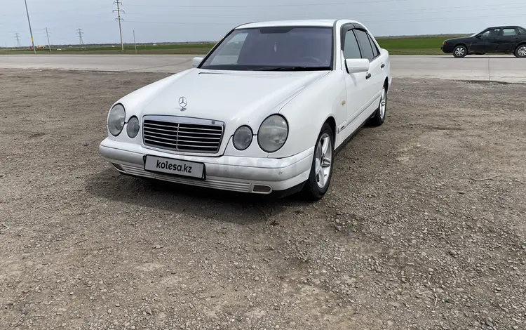 Mercedes-Benz E 230 1996 годаүшін2 500 000 тг. в Тараз