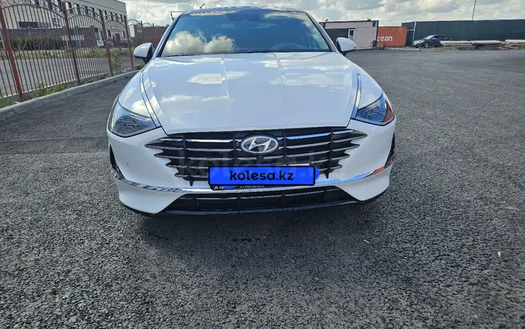 Hyundai Sonata 2022 годаfor14 000 000 тг. в Астана