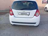 Chevrolet Aveo 2013 годаfor1 900 000 тг. в Атырау – фото 5