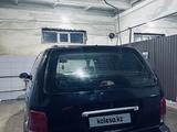 Kia Carnival 2000 года за 1 800 000 тг. в Байконыр – фото 4