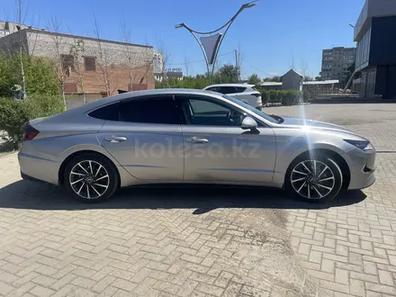 Hyundai Sonata 2021 года за 11 800 000 тг. в Уральск – фото 5