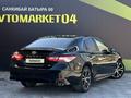 Toyota Camry 2019 года за 13 090 000 тг. в Актобе – фото 3
