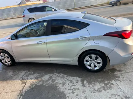 Hyundai Elantra 2015 года за 5 600 000 тг. в Атырау