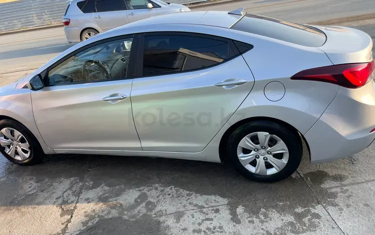 Hyundai Elantra 2015 года за 5 600 000 тг. в Атырау