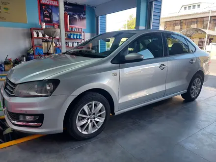 Volkswagen Polo 2017 года за 6 300 000 тг. в Шымкент – фото 59