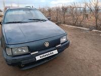 Volkswagen Passat 1990 годаfor800 000 тг. в Павлодар