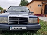 Mercedes-Benz E 230 1993 года за 850 000 тг. в Каратау