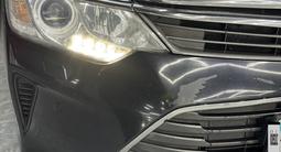 Toyota Camry 2015 годаүшін10 500 000 тг. в Семей – фото 4