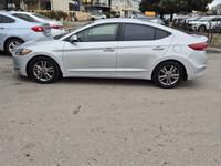 Hyundai Elantra 2016 годаүшін5 700 000 тг. в Актау