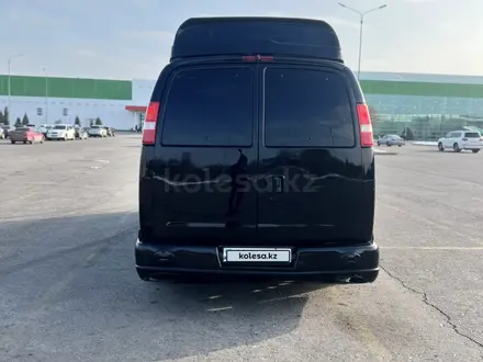 Chevrolet Express 2013 года за 38 500 000 тг. в Алматы – фото 4