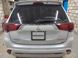 Mitsubishi Outlander 2022 года за 10 000 000 тг. в Атырау – фото 2