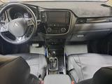 Mitsubishi Outlander 2022 года за 10 000 000 тг. в Атырау – фото 5