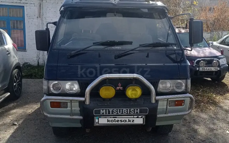 Mitsubishi Delica 1993 годаfor1 800 000 тг. в Усть-Каменогорск