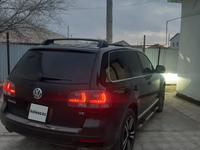 Volkswagen Touareg 2004 годаүшін5 350 000 тг. в Актобе