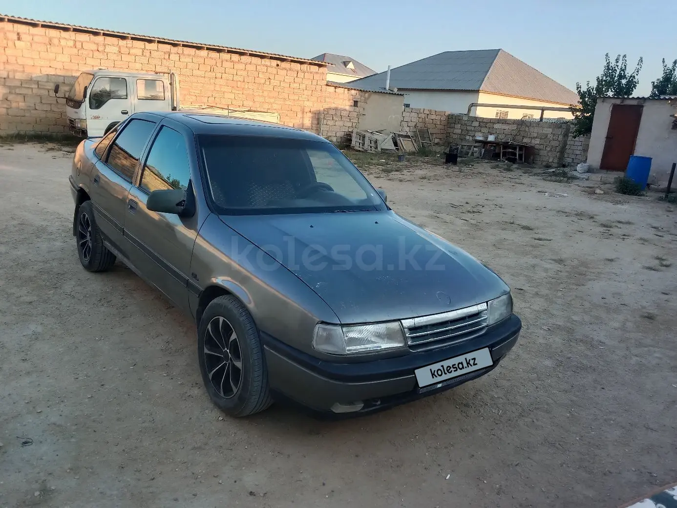 Opel Vectra, 1991