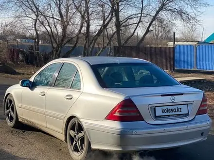 Mercedes-Benz C 320 2005 года за 2 200 000 тг. в Уральск – фото 4