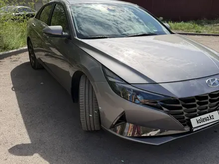 Hyundai Elantra 2023 года за 9 100 000 тг. в Караганда – фото 5