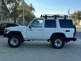 Toyota Land Cruiser 2013 года за 18 500 000 тг. в Актобе – фото 3