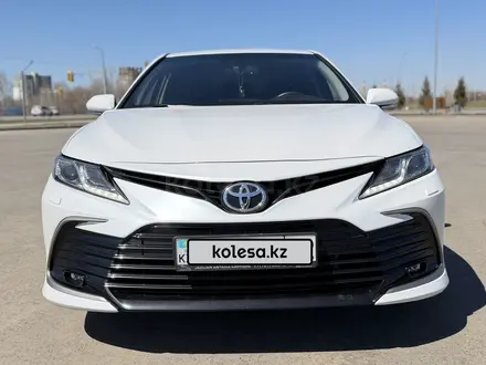 Toyota Camry 2021 года за 14 100 000 тг. в Усть-Каменогорск – фото 5