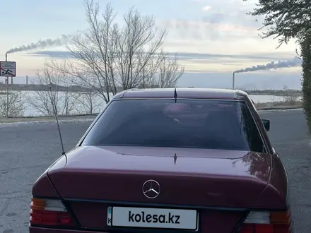 Mercedes-Benz E 230 1992 года за 2 000 000 тг. в Жезказган – фото 2