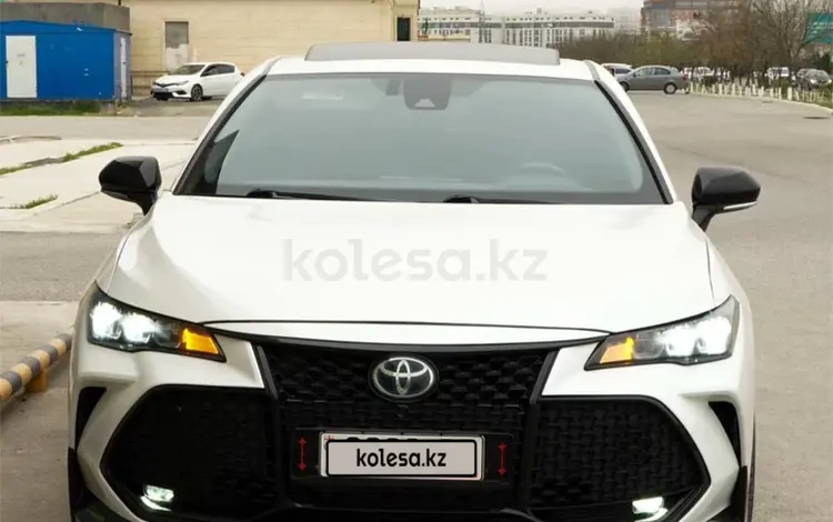 Toyota Avalon 2019 годаfor11 400 000 тг. в Актау