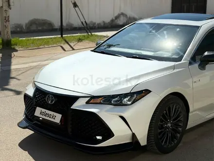 Toyota Avalon 2019 года за 11 400 000 тг. в Актау – фото 5