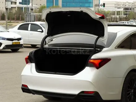 Toyota Avalon 2019 года за 11 400 000 тг. в Актау – фото 6