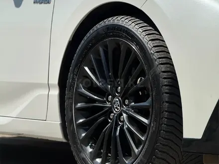 Toyota Avalon 2019 года за 11 400 000 тг. в Актау – фото 7