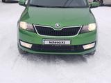 Skoda Rapid 2013 года за 3 700 000 тг. в Петропавловск – фото 2