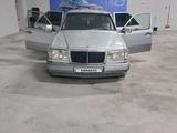 Mercedes-Benz E 230 1992 годаfor1 100 000 тг. в Тараз – фото 5