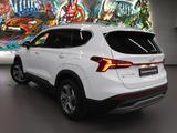 Hyundai Santa Fe 2023 годаfor17 490 000 тг. в Алматы – фото 4