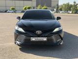 Toyota Camry 2019 года за 15 800 000 тг. в Тараз – фото 3