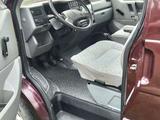 Volkswagen Multivan 1992 года за 3 700 000 тг. в Уральск – фото 2