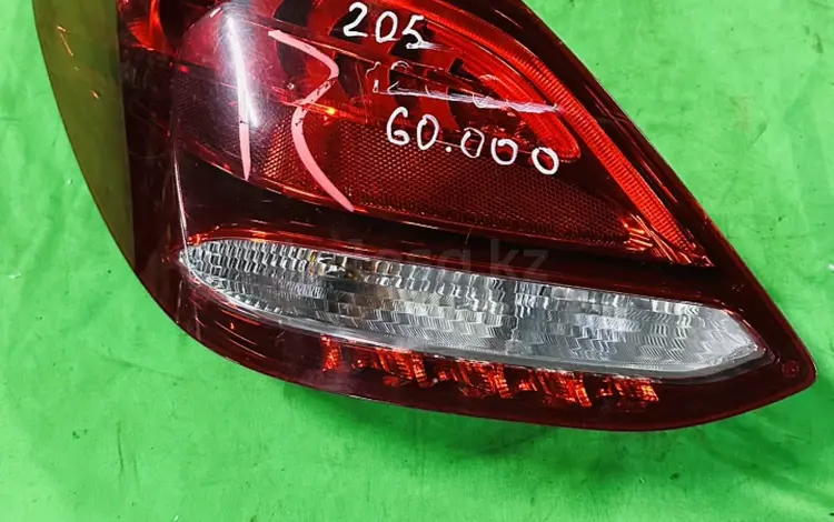 W205 задний левый фонарь за 60 000 тг. в Алматы