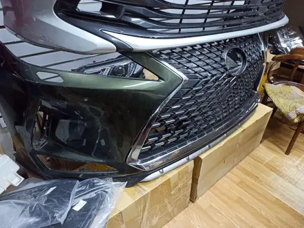 Бампер LEXUS RX 350 за 430 000 тг. в Алматы