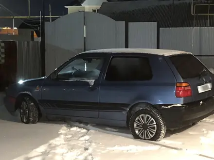 Volkswagen Golf 1993 года за 1 900 000 тг. в Уральск