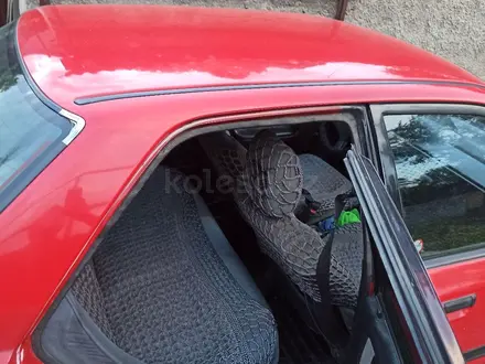 Mazda 323 1994 года за 750 000 тг. в Алматы – фото 4