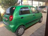 Chevrolet Spark 2006 года за 2 000 000 тг. в Шымкент – фото 2